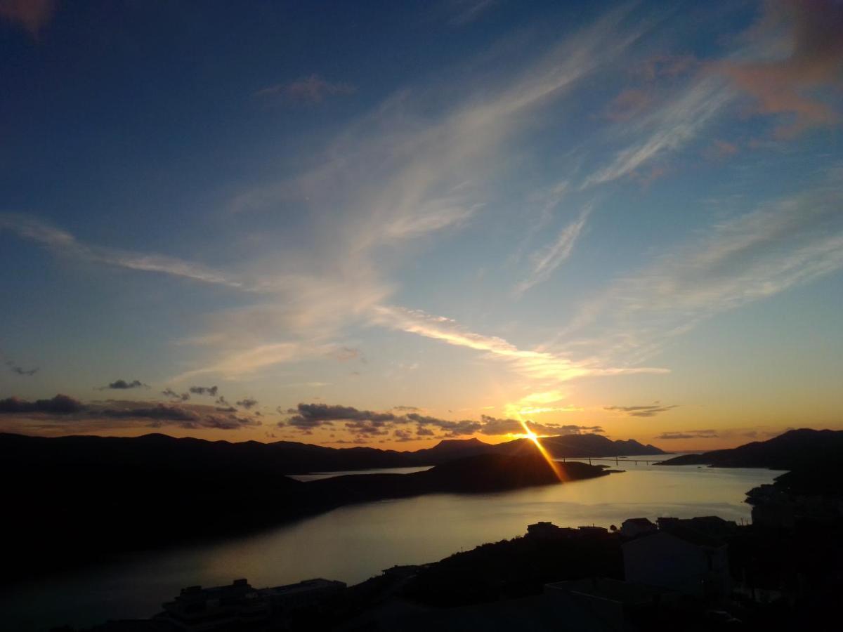 Apartmani Mate Neum Exterior foto
